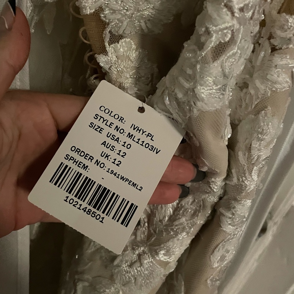 Martina Liana Wedding Dress Style 1103 - Brand New - Never Worn - Picture 14 of 15